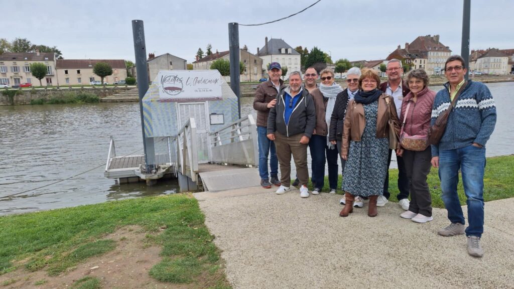 LUXEUIL : SORTIE CROISIÈRE-REPAS SUR LA SAÔNE 4